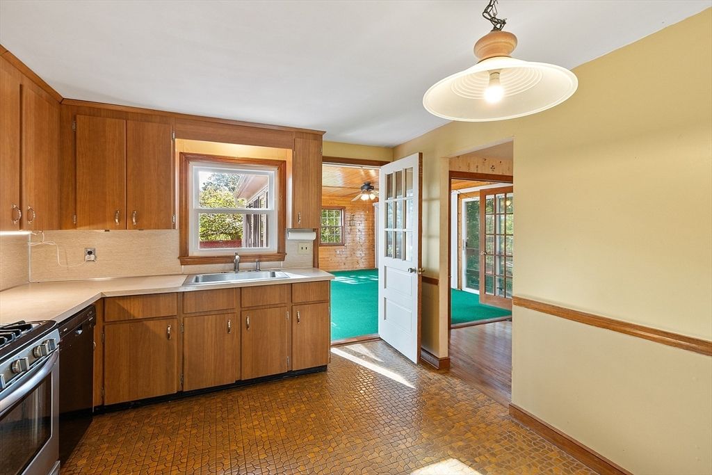 Interior, Kitchen, Wood Texture Flooring