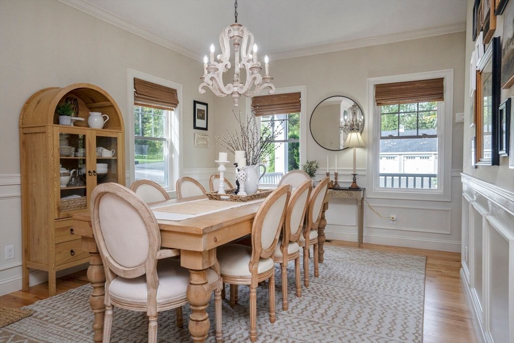 Chandelier, Dining room, Interior, Wood Texture Flooring