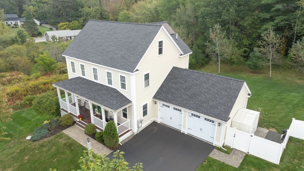 Exterior, Drone