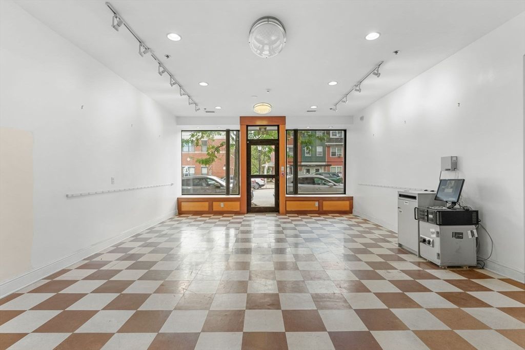 Interior, Recessed Lighting