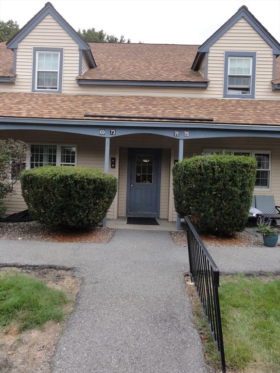 Exterior, Facade, Cape Cod