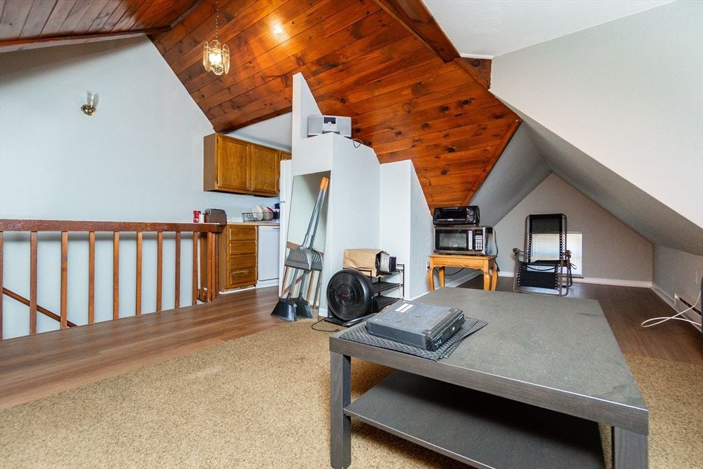Interior, Pendant Lights, Wooden Beams, Wooden Ceilings, Wood Texture Flooring