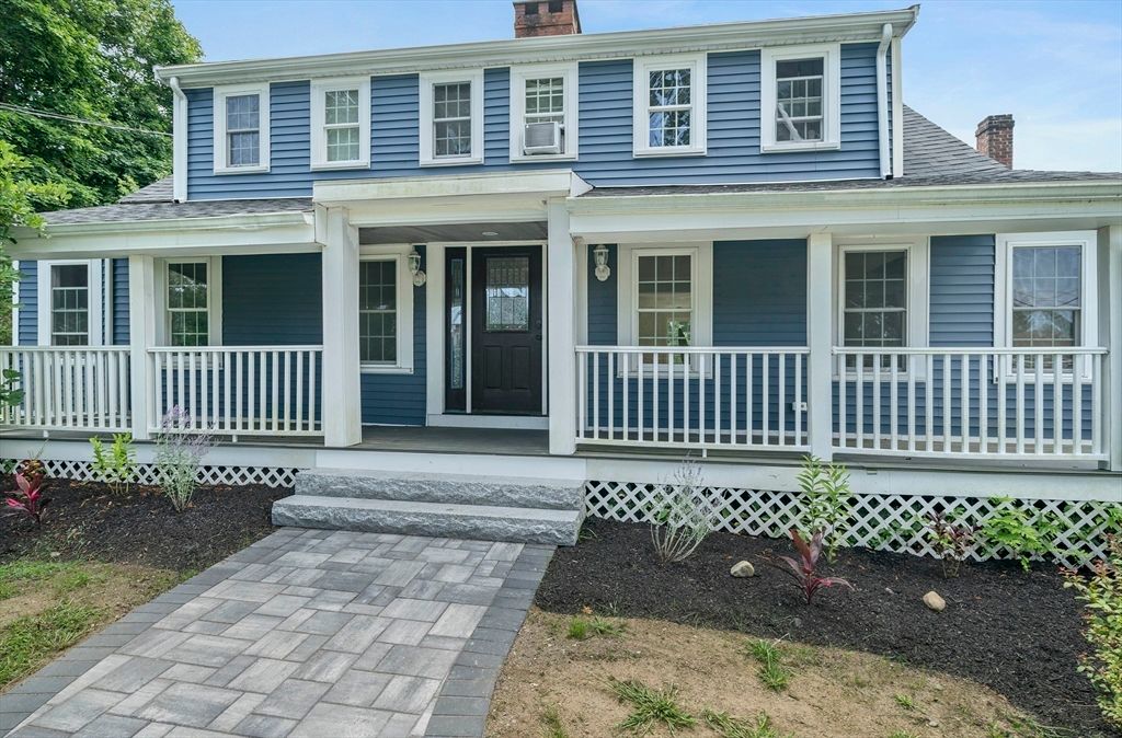 Exterior, Facade, Georgian