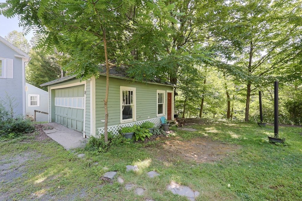 Backyard, Detached Garage, Exterior