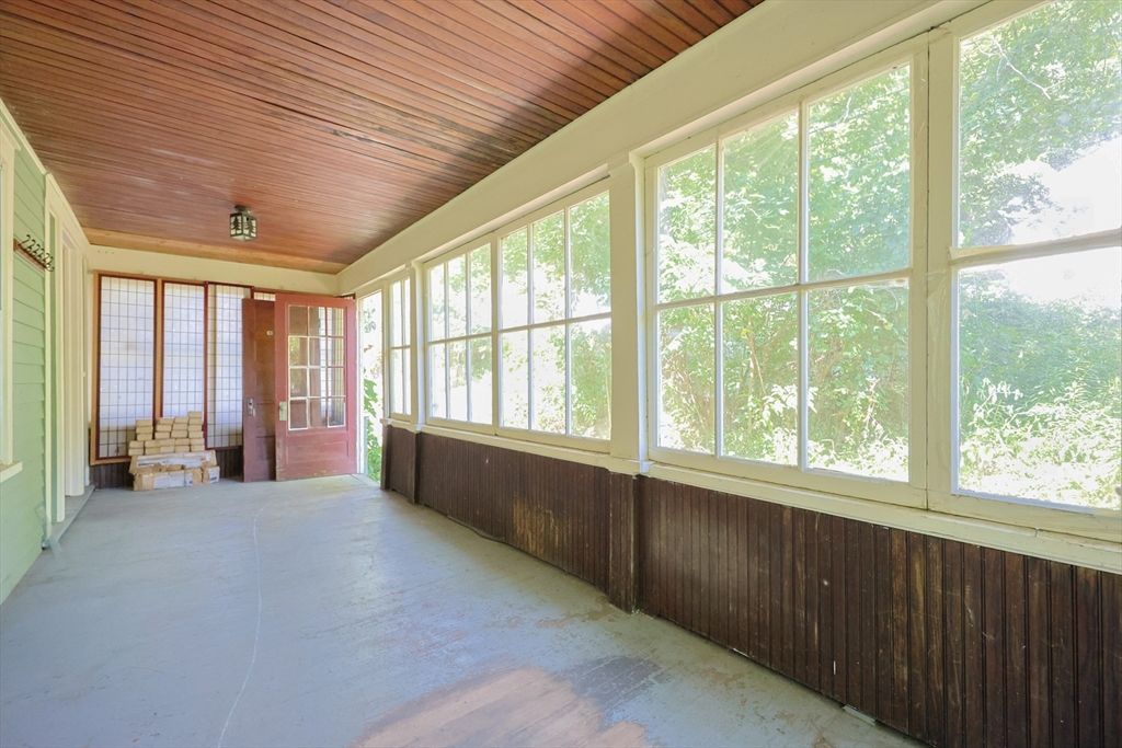 Interior, Sun Room, Wooden Ceilings