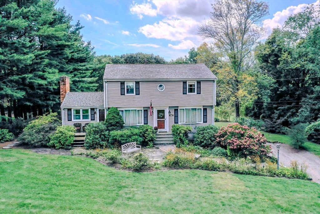 Backyard, Exterior, Facade, Georgian