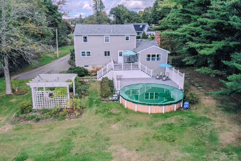 Backyard, Exterior, Pool
