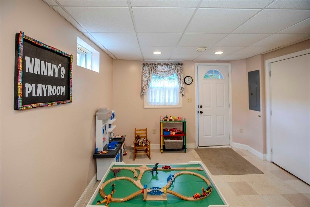 Interior, Recessed Lighting