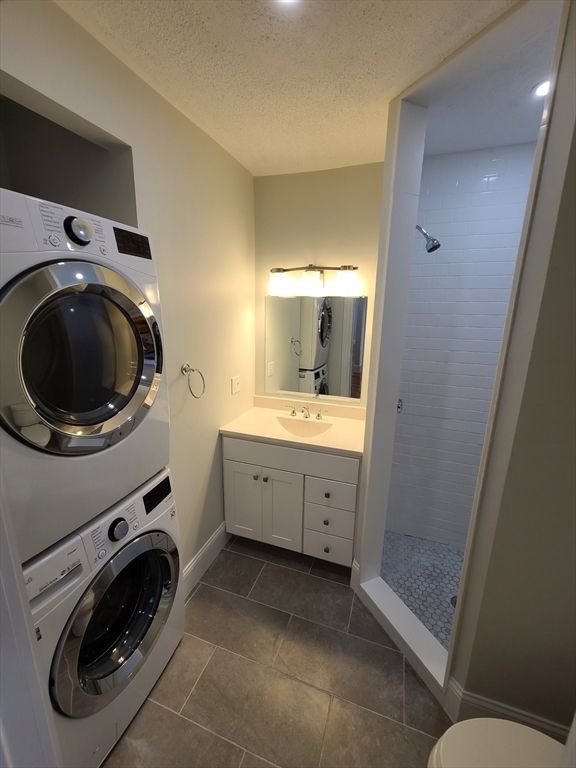 Bathroom, Interior, Recessed Lighting, Utility Closets, Washer