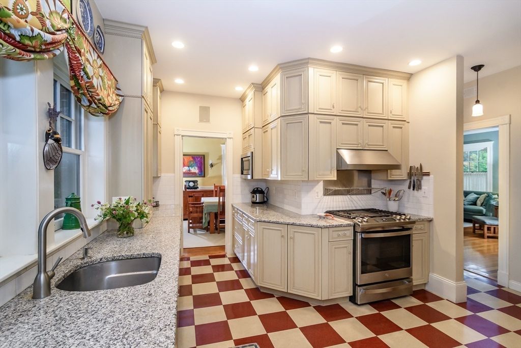 Interior, Kitchen, Pendant Lights, Recessed Lighting