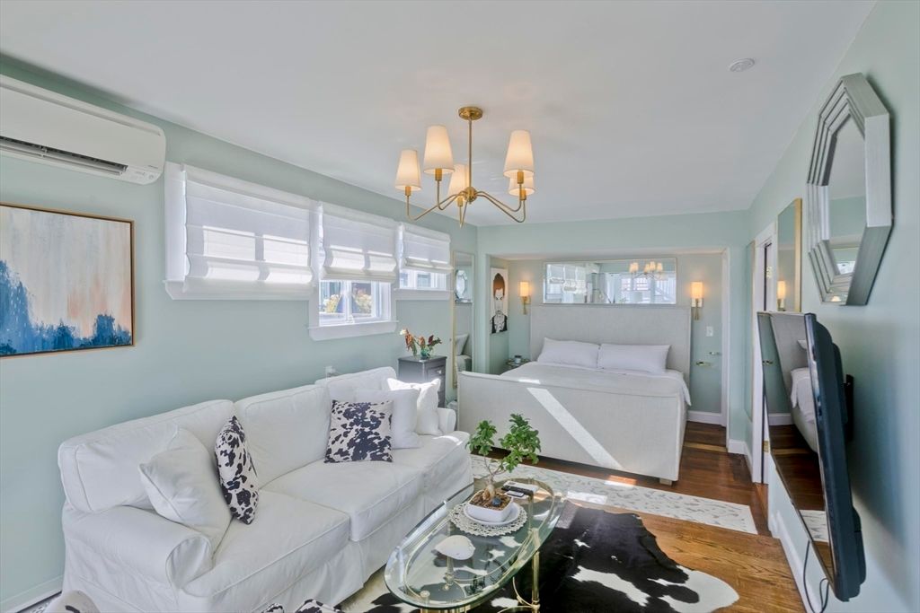 Chandelier, Interior, Living room, Wood Texture Flooring