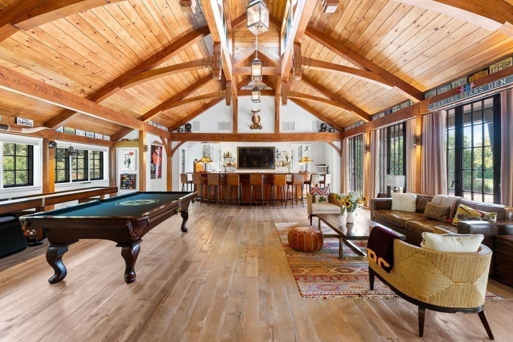 Billiard Table, Game Room, Interior, Living room, Wooden Beams, Wooden Ceilings, Wood Texture Flooring