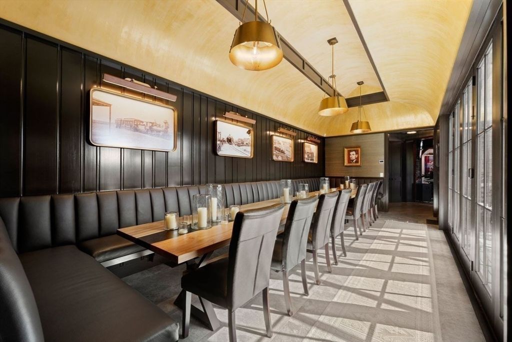 Dining room, Interior, Pendant Lights