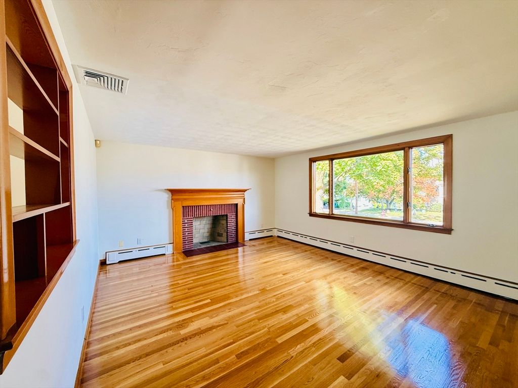 Empty room, Fireplace, Interior, Wood Texture Flooring