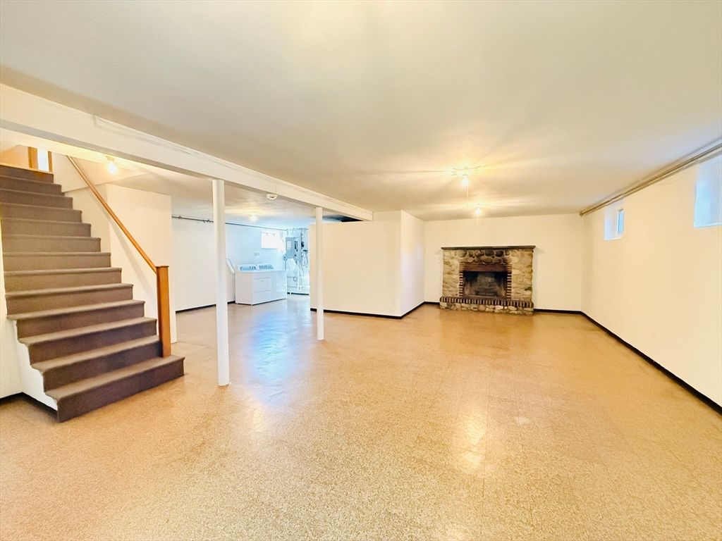 Empty room, Fireplace, Interior