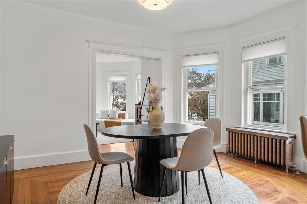 Dining room, Interior, Wood Texture Flooring