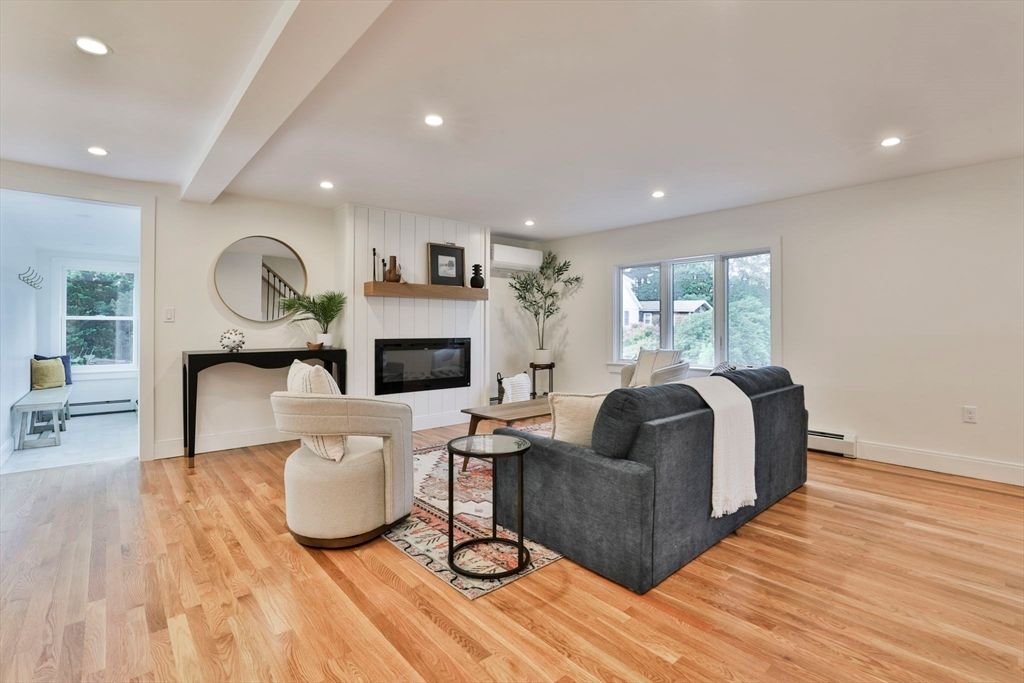 Fireplace, Interior, Living room, Recessed Lighting, Wood Texture Flooring