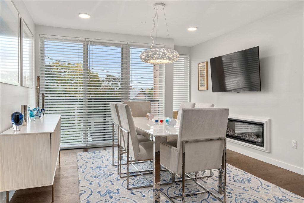 Dining room, Interior, Pendant Lights, Recessed Lighting, Wood Texture Flooring