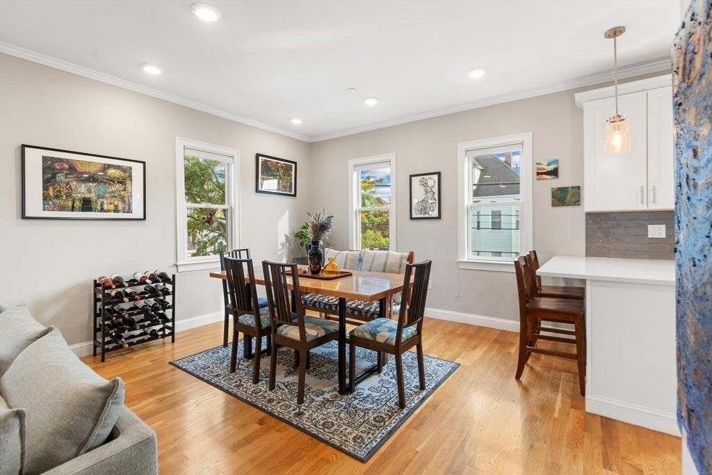 Dining room, Interior, Pendant Lights, Recessed Lighting, Wood Texture Flooring