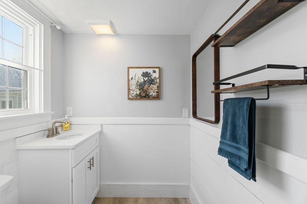 Bathroom, Interior, Wood Texture Flooring
