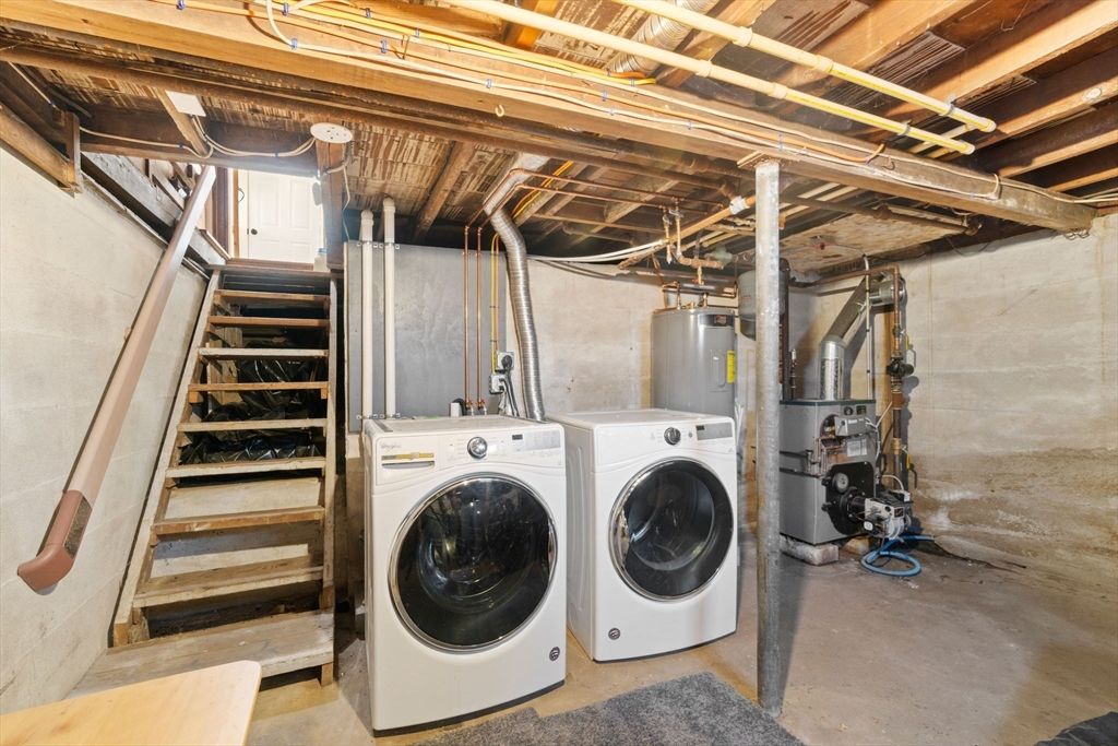 Interior, Washer, Wooden Beams, Wooden Ceilings