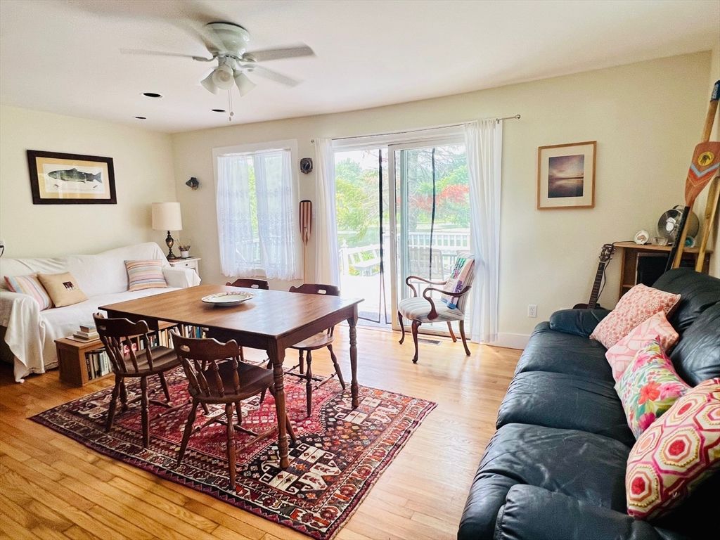 Dining room, Interior, Living room, Wood Texture Flooring