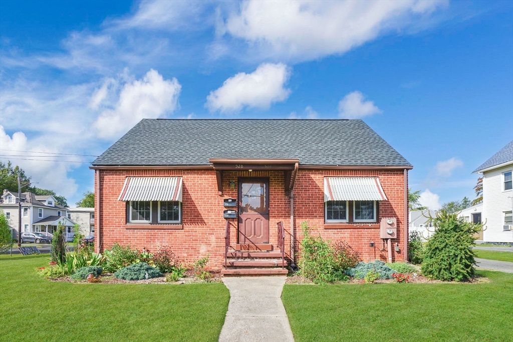 Exterior, Facade, Brick Facade, Cape Cod