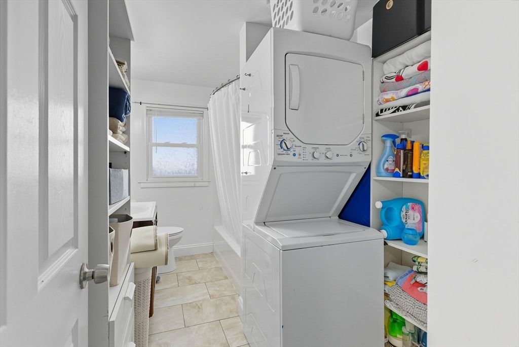 Interior, Utility Closets, Washer