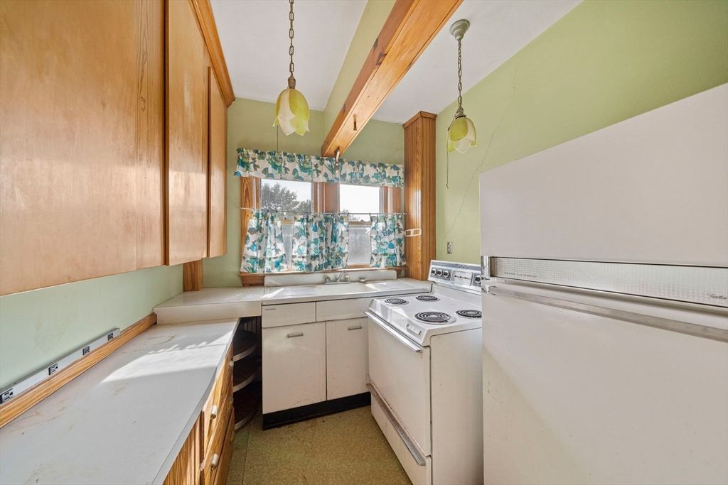 Interior, Kitchen, Pendant Lights