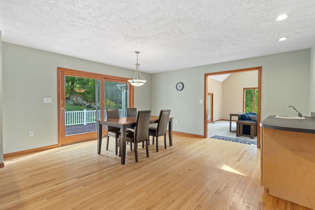 Dining room, Interior, Pendant Lights, Recessed Lighting, Wood Texture Flooring