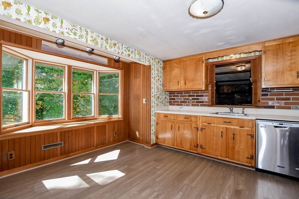 Interior, Kitchen, Wood Texture Flooring