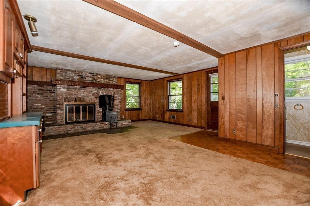 Empty room, Fireplace, Interior, Wooden Beams, Wooden Walls