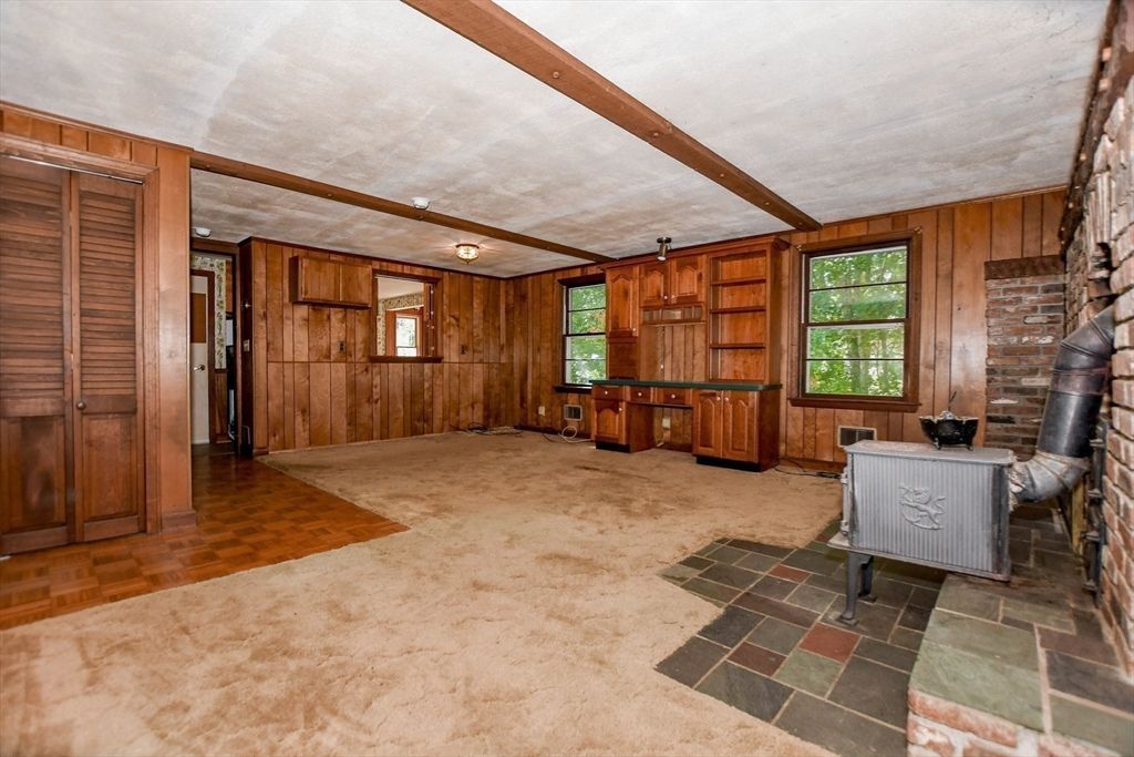 Interior, Wooden Beams, Wooden Walls