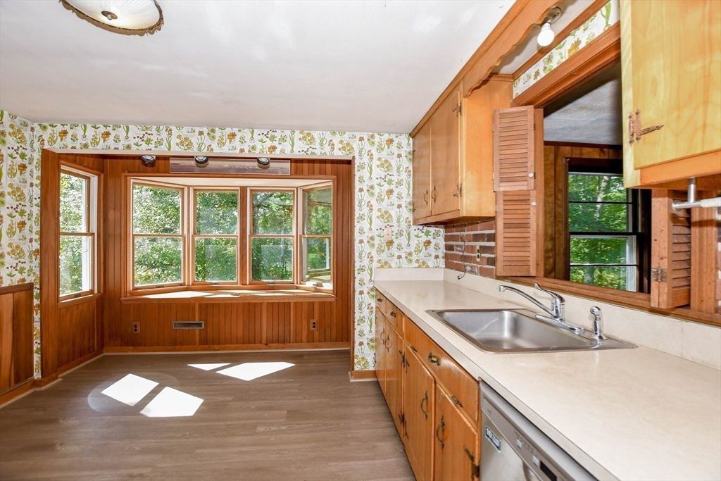 Interior, Kitchen, Wood Texture Flooring