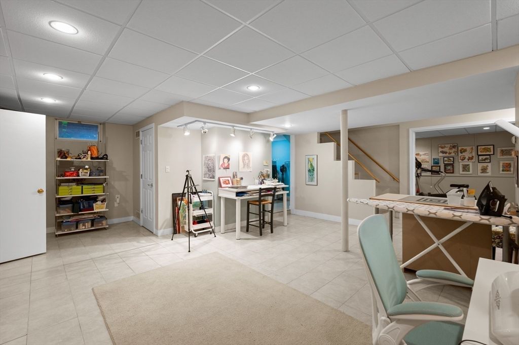 Interior, Recessed Lighting