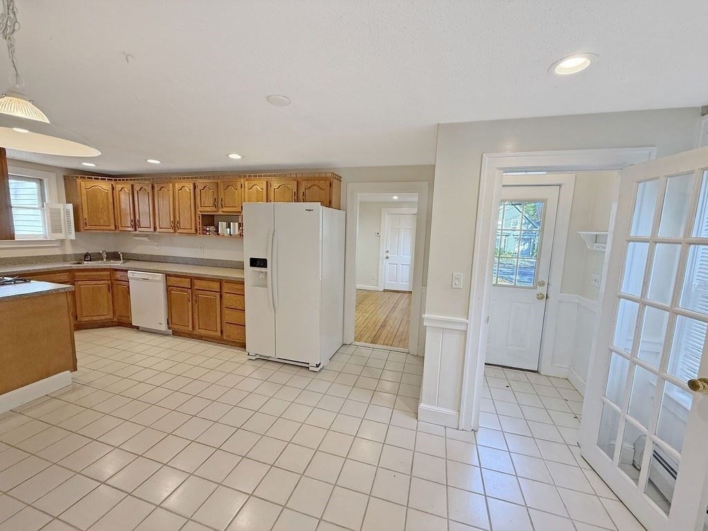 Interior, Kitchen, Pendant Lights, Recessed Lighting
