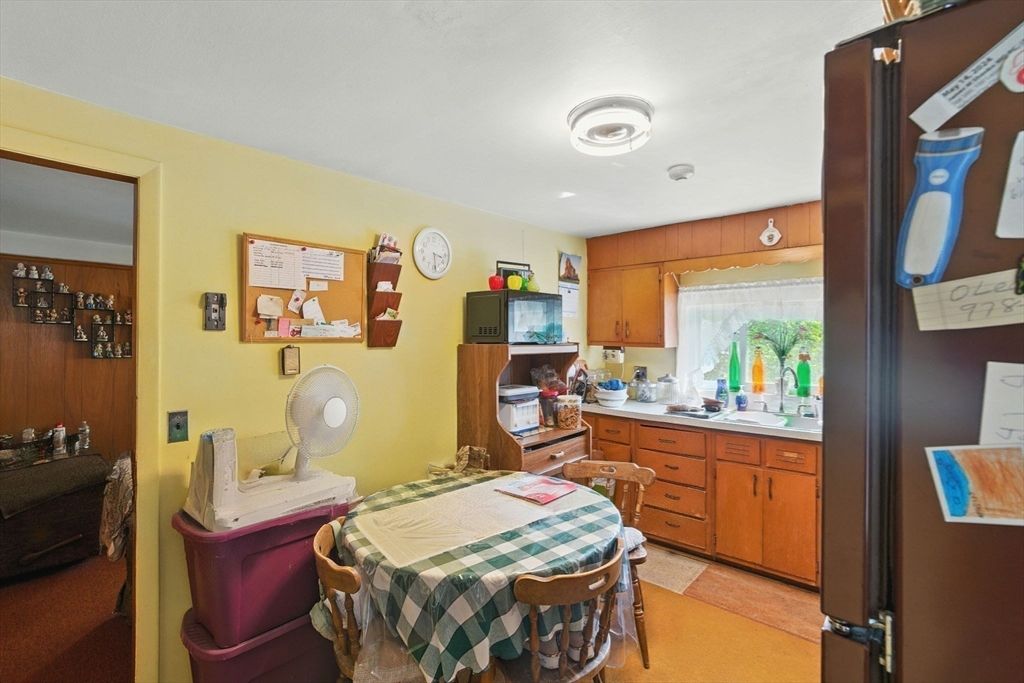 Dining room, Interior