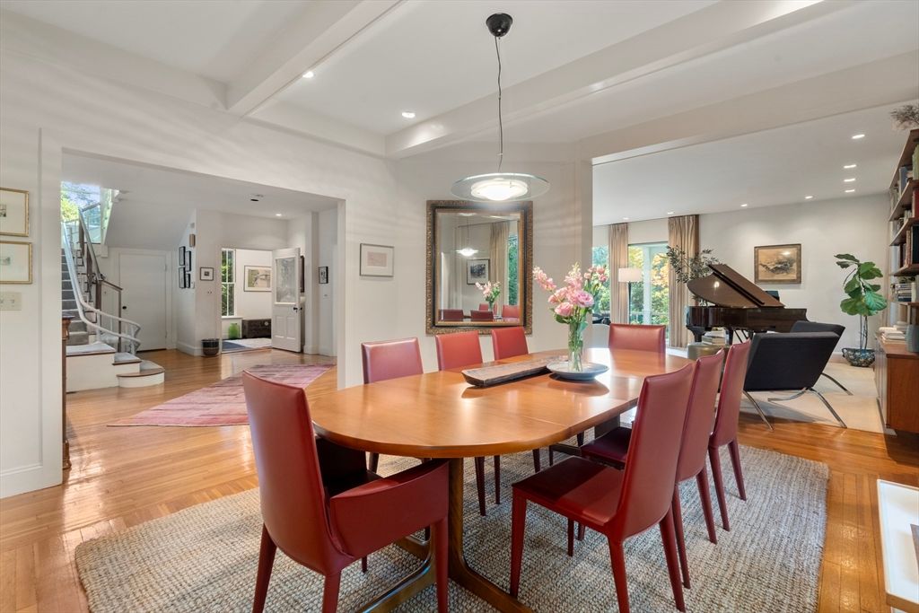 Dining room, Interior, Pendant Lights, Piano, Recessed Lighting, Wood Texture Flooring