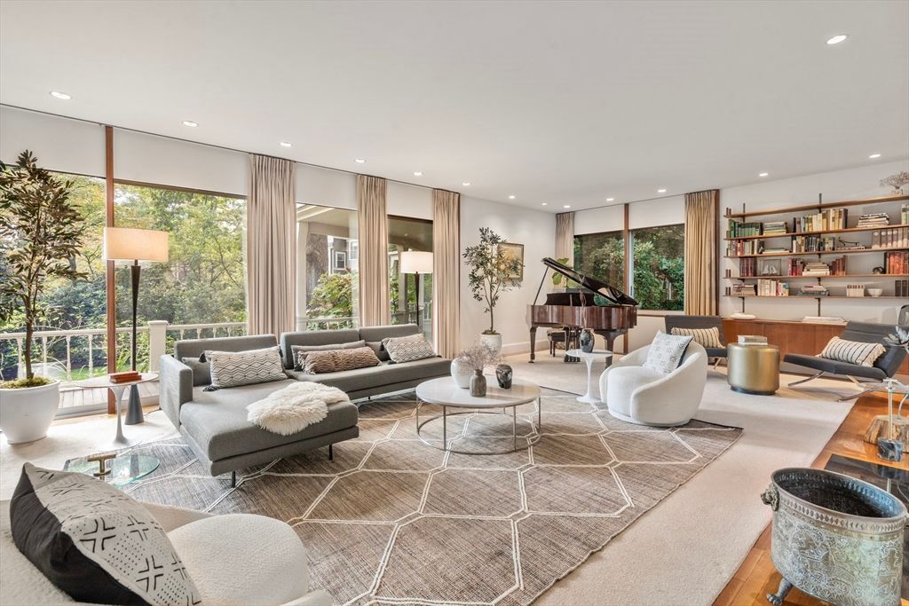 Interior, Living room, Piano, Recessed Lighting, Wood Texture Flooring