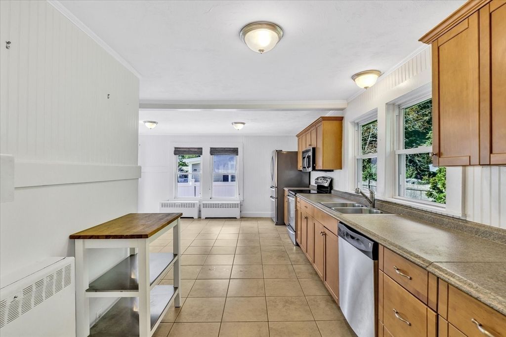 Interior, Kitchen, Stainless Steel Appliances