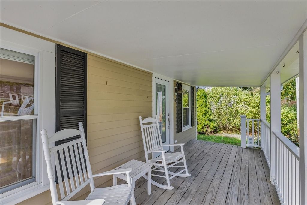 Exterior, Wood Texture Flooring