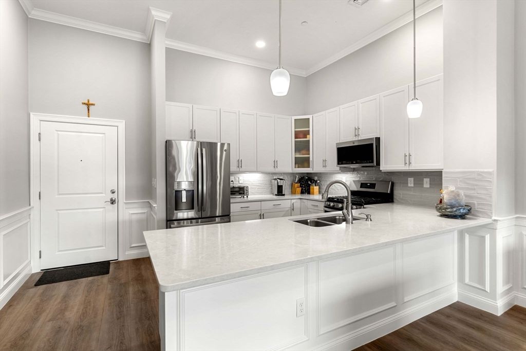 Interior, Kitchen, Pendant Lights, Recessed Lighting, Stainless Steel Appliances, Wood Texture Flooring
