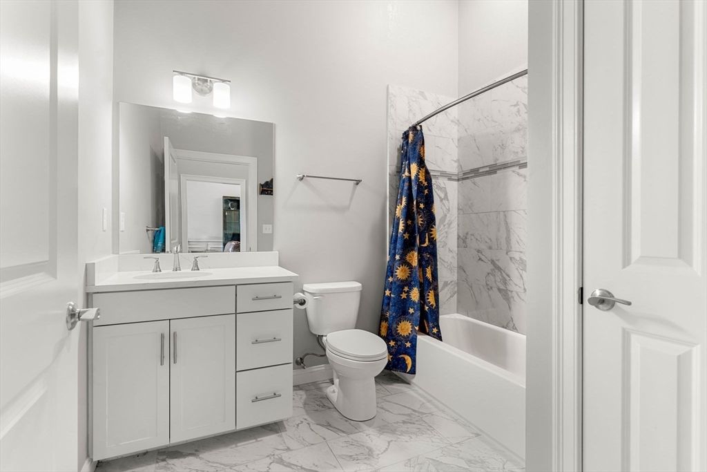 Bathroom, Interior, Marble, Marble Walls