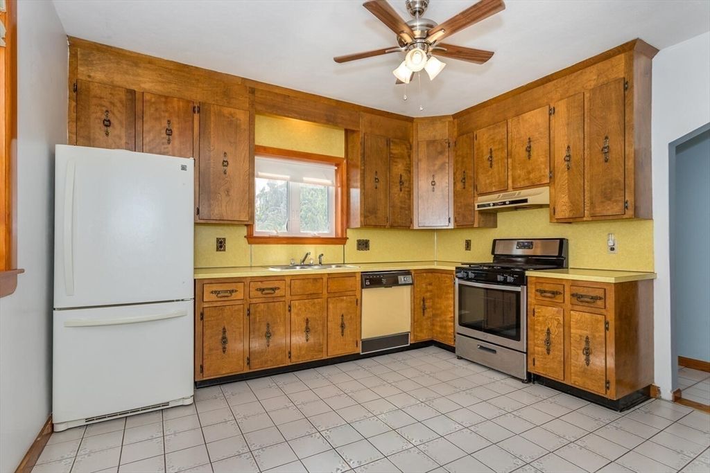 Interior, Kitchen