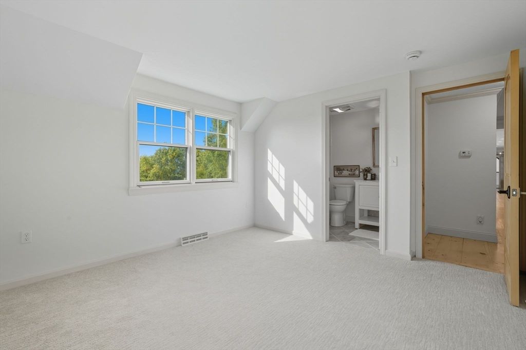 Bathroom, Empty room, Interior
