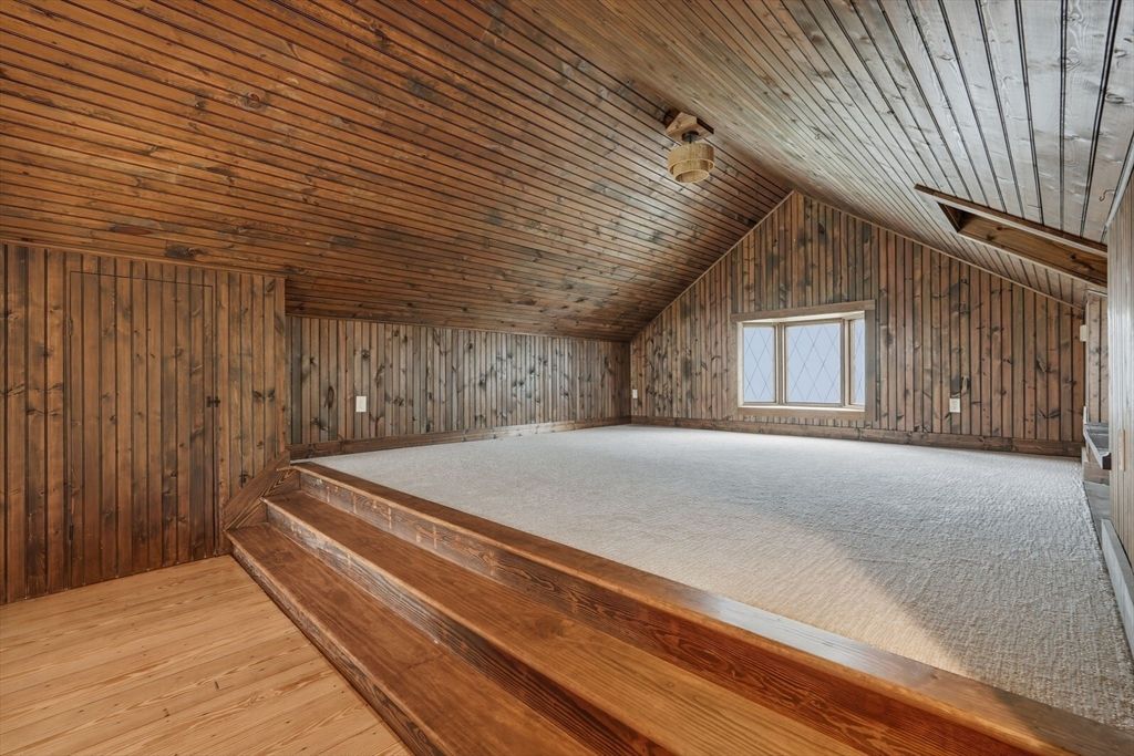 Empty room, Interior, Wooden Ceilings, Wood Texture Flooring, Wooden Walls