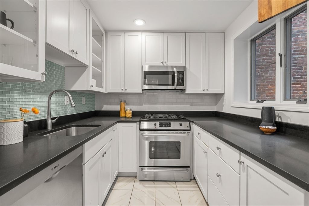 Interior, Kitchen, Marble, Recessed Lighting, Stainless Steel Appliances