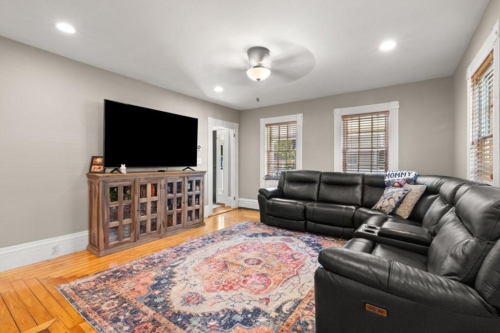 Home Theatre Room, Interior, Living room, Recessed Lighting, Wood Texture Flooring