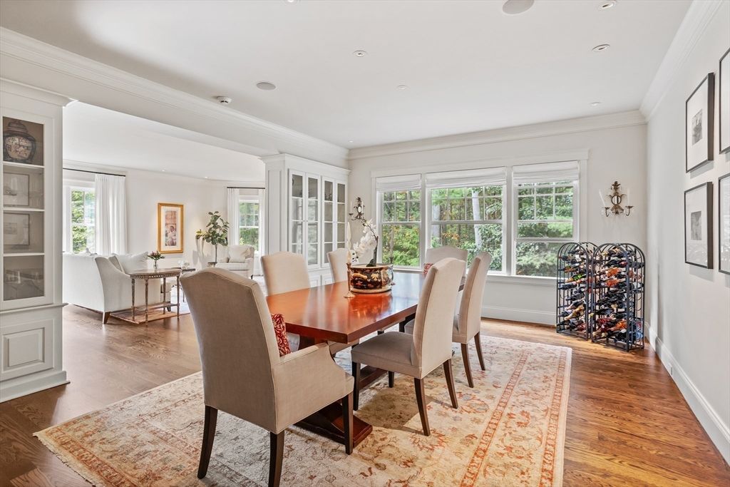 Dining room, Interior, Living room, Recessed Lighting, Wood Texture Flooring