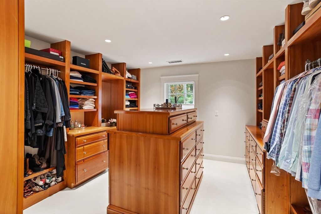 Interior, Recessed Lighting, Walk-in Closets